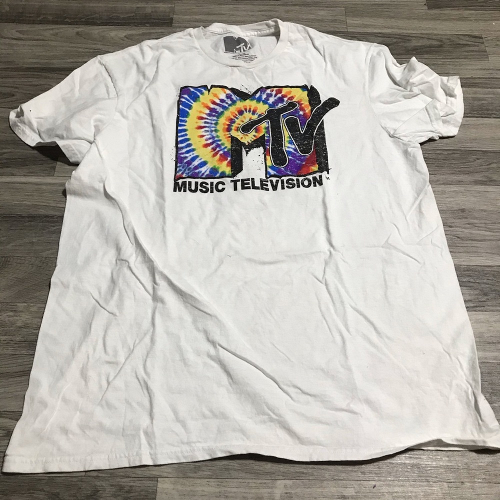 MTV Graphic Rainbow Tye Dye White T-Shirt; large women’s